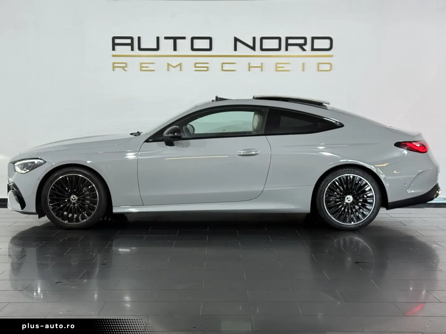 MERCEDES-BENZ CLE 220 d Coupe AMG-Line 19  Pano Night Memory