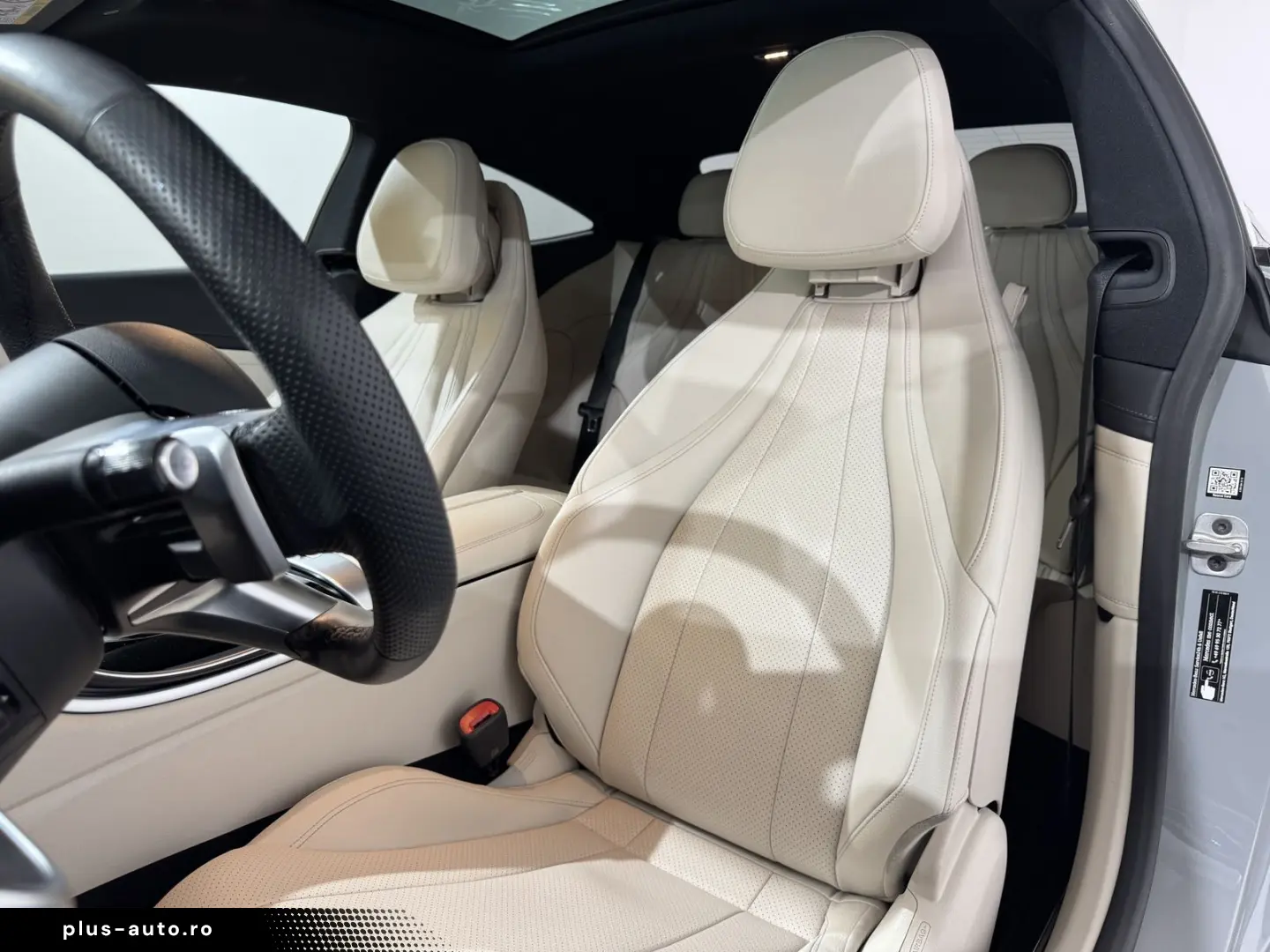 MERCEDES-BENZ CLE 220 d Coupe AMG-Line 19  Pano Night Memory