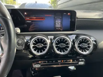 MERCEDES-BENZ A 250 e Advanced Teil-Leder R.Cam Navi LED SHZ