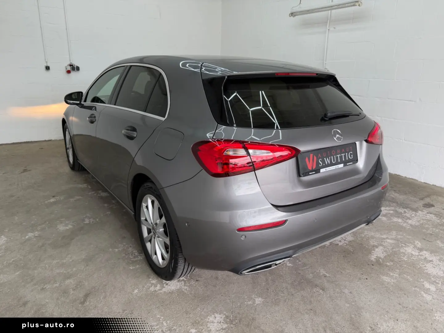 MERCEDES-BENZ A 180 Progressive DCT MBUS LEDER DAB P&hellip;
