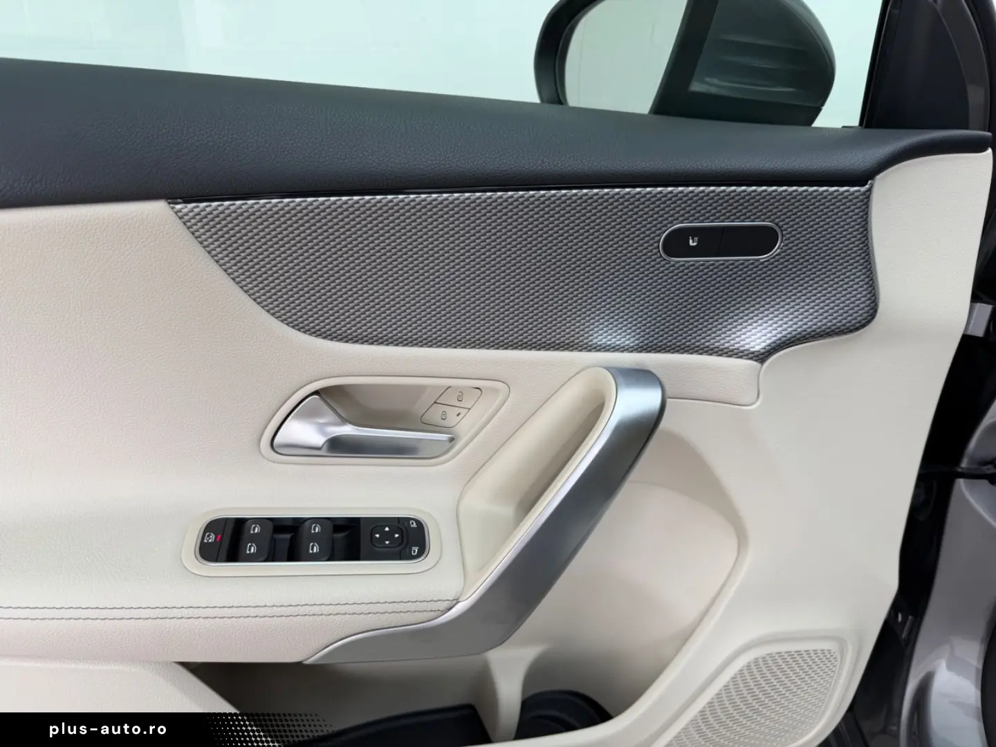 MERCEDES-BENZ A 180 Progressive DCT MBUS LEDER DAB P&hellip;