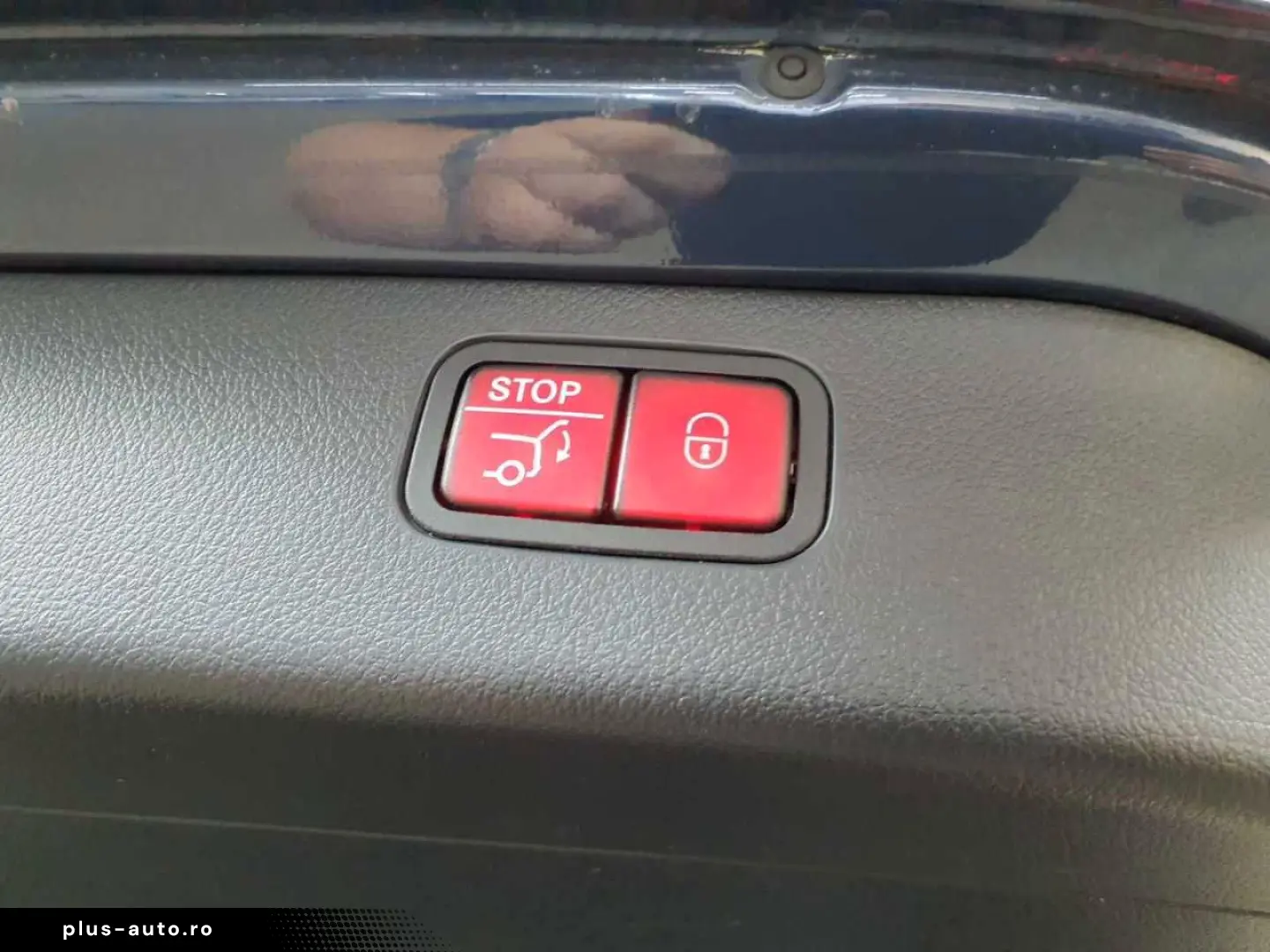 MERCEDES-BENZ C 220d T 9G-Ava Pano Assi  BusiP HuD DIS