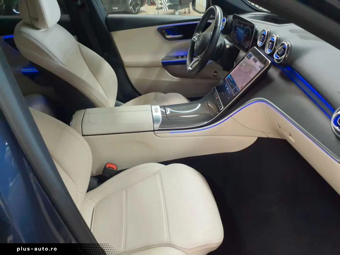 MERCEDES-BENZ C 220d T 9G-Ava Pano Assi  BusiP HuD DIS