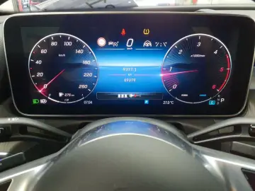 MERCEDES-BENZ C 220d T 9G-Ava Pano Assi  BusiP HuD DIS