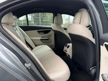 MERCEDES-BENZ C 200d Limousine AVANTGARDE