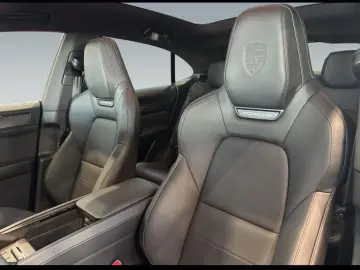 Porsche Cayenne S Coupe Electric HA-Steering Head-Up BOSE