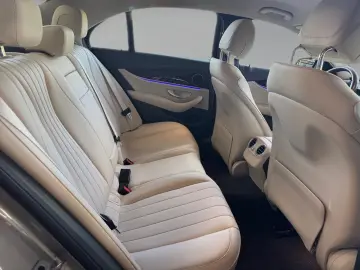 MERCEDES-BENZ E 300 e Exclusive Wide AHK Memory Kamera