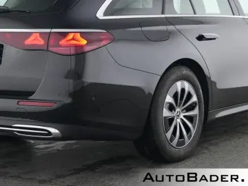 MERCEDES-BENZ E 200 T AVANTGARDE Advanced DISTR KeyG…