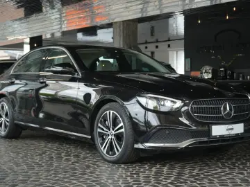 MERCEDES-BENZ E 400 d 4Matic Limousine LEDER BEIGE C…