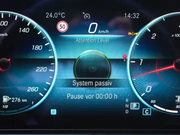MERCEDES-BENZ E 400 d 4Matic Limousine LEDER BEIGE C…