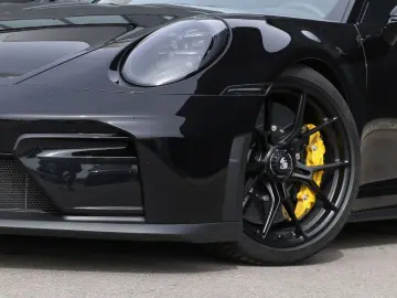 PORSCHE 911 992 GT3 Touring Lift BOSE