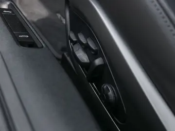 PORSCHE 911 992 GT3 Touring Lift BOSE