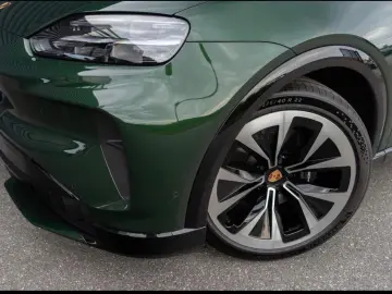 Porsche Cayenne Coupe Electric HA steering head-up BOSE