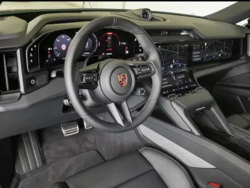 Porsche Cayenne Coupe Electric Bose Headup HD Matrix LED