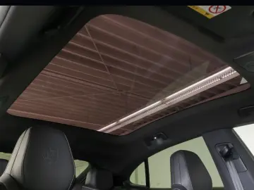 Porsche Cayenne Coupe Electric Bose Headup HD Matrix LED