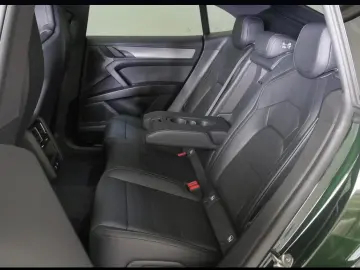Porsche Cayenne Coupe Electric Bose Headup HD Matrix LED