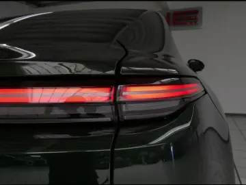 Porsche Cayenne Coupe Electric Bose Headup HD Matrix LED
