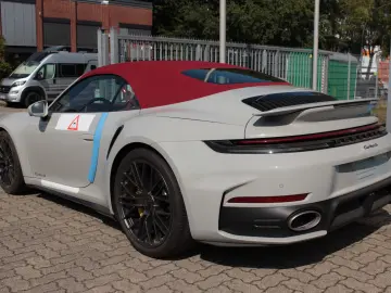 Porsche 992.2 Turbo S Cabrio  LIFT   BURMESTER   INNO