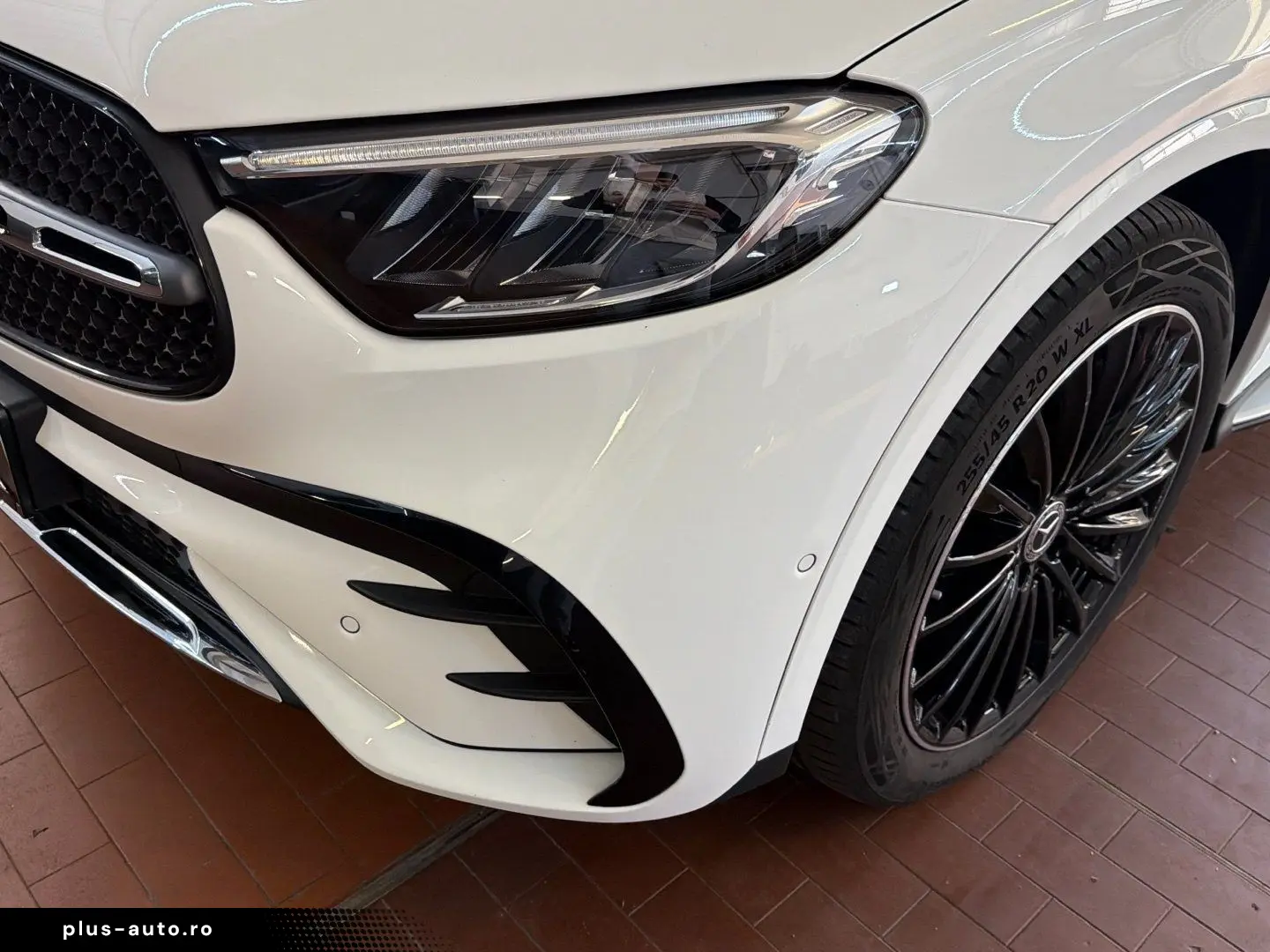 MERCEDES-BENZ GLC 300 4M Coupé AMG Panorama Distronic Kamera