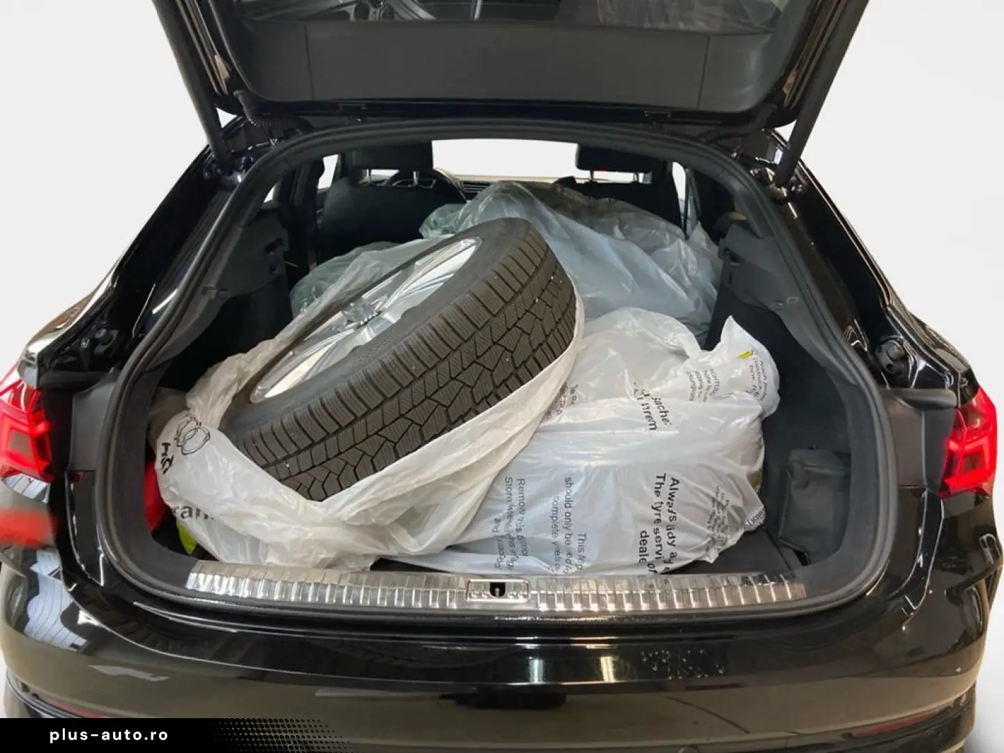AUDI RS Q3 2.5 TFSI Sportback quattro S tronic ACC