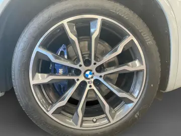 BMW X4 M40d AHK Pano ACC Innovation 360  Memory