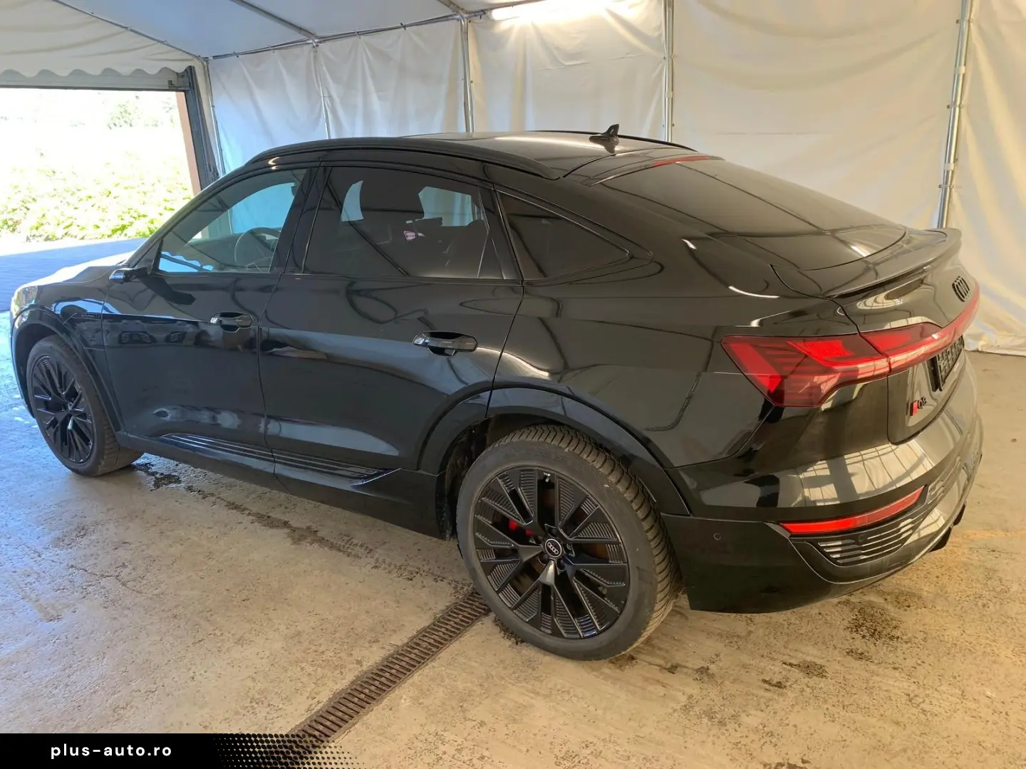 AUDI Q8 Sportback 55 S-Line ACC MATRIX PANO 360 KAM