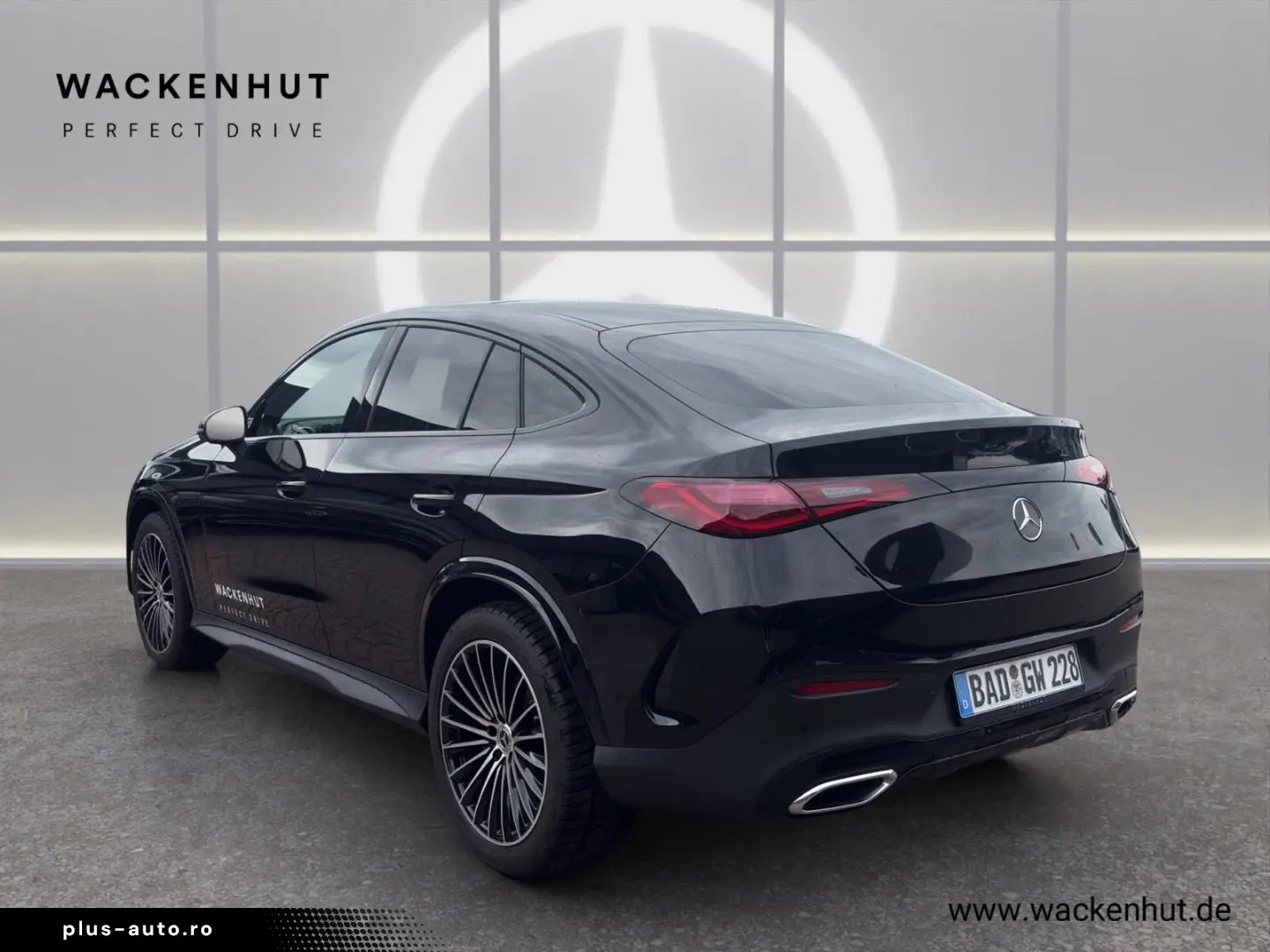 MERCEDES-BENZ GLC 300 d 4M COUPE AMG NIGHT AHK DISTR 360