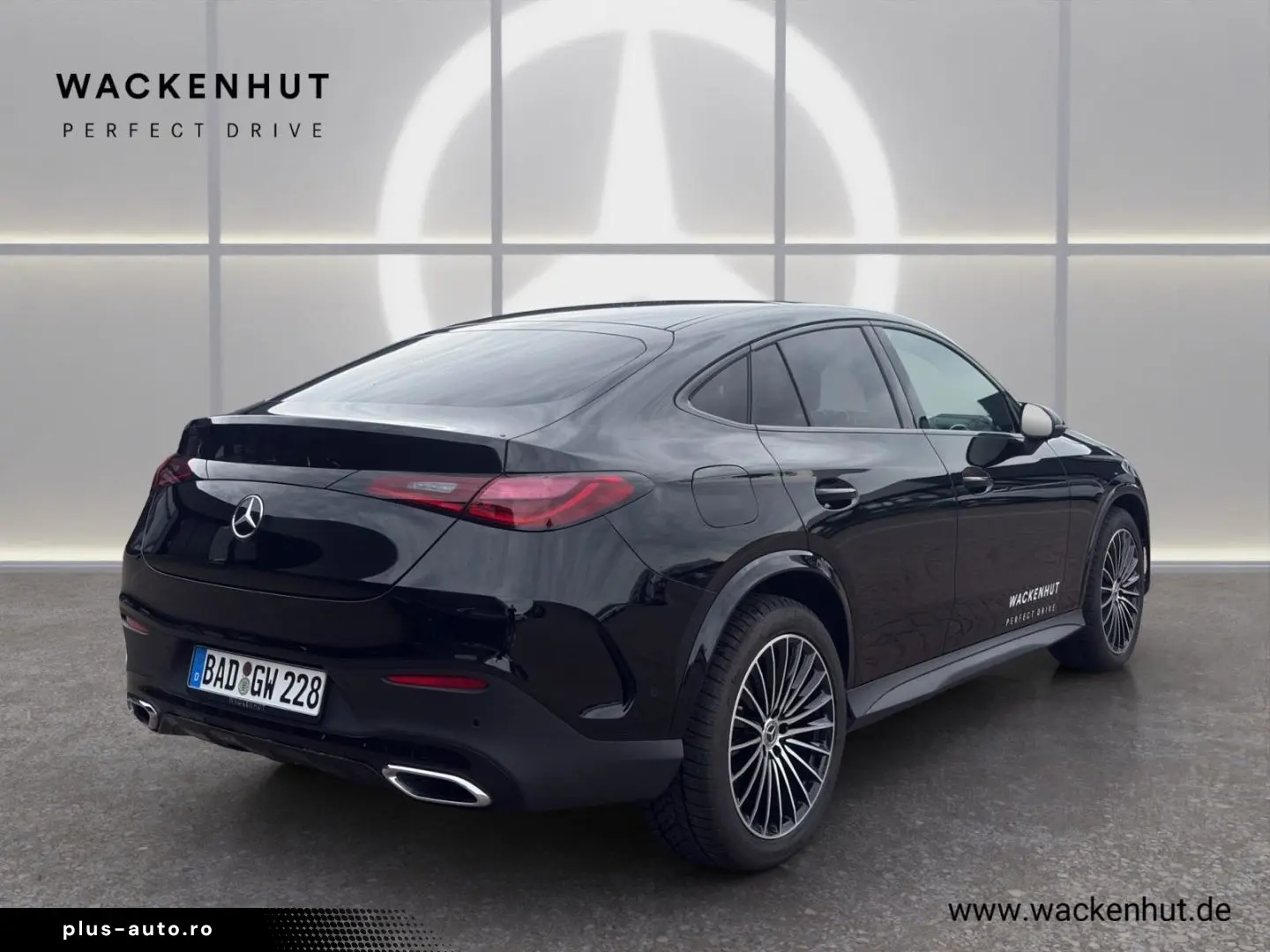 MERCEDES-BENZ GLC 300 d 4M COUPE AMG NIGHT AHK DISTR 360