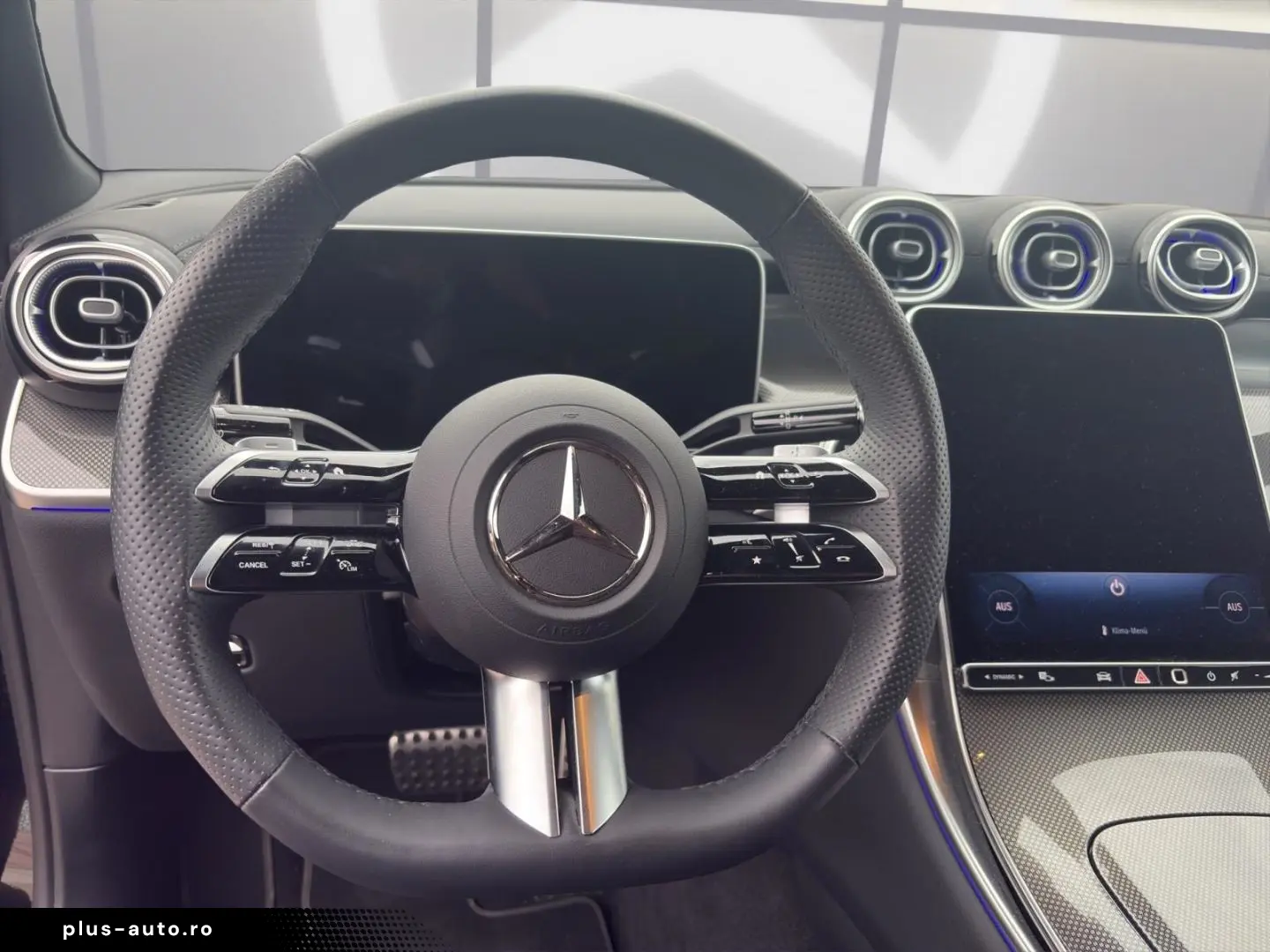 MERCEDES-BENZ GLC 300 d 4M COUPE AMG NIGHT AHK DISTR 360