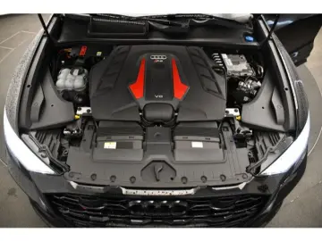 AUDI RS Q8 4.0 TFSI quattro Tiptronic Standhzg AHK Pa