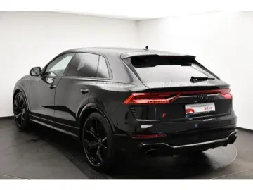 AUDI RS Q8 4.0 TFSI quattro Tiptronic Standhzg AHK Pa