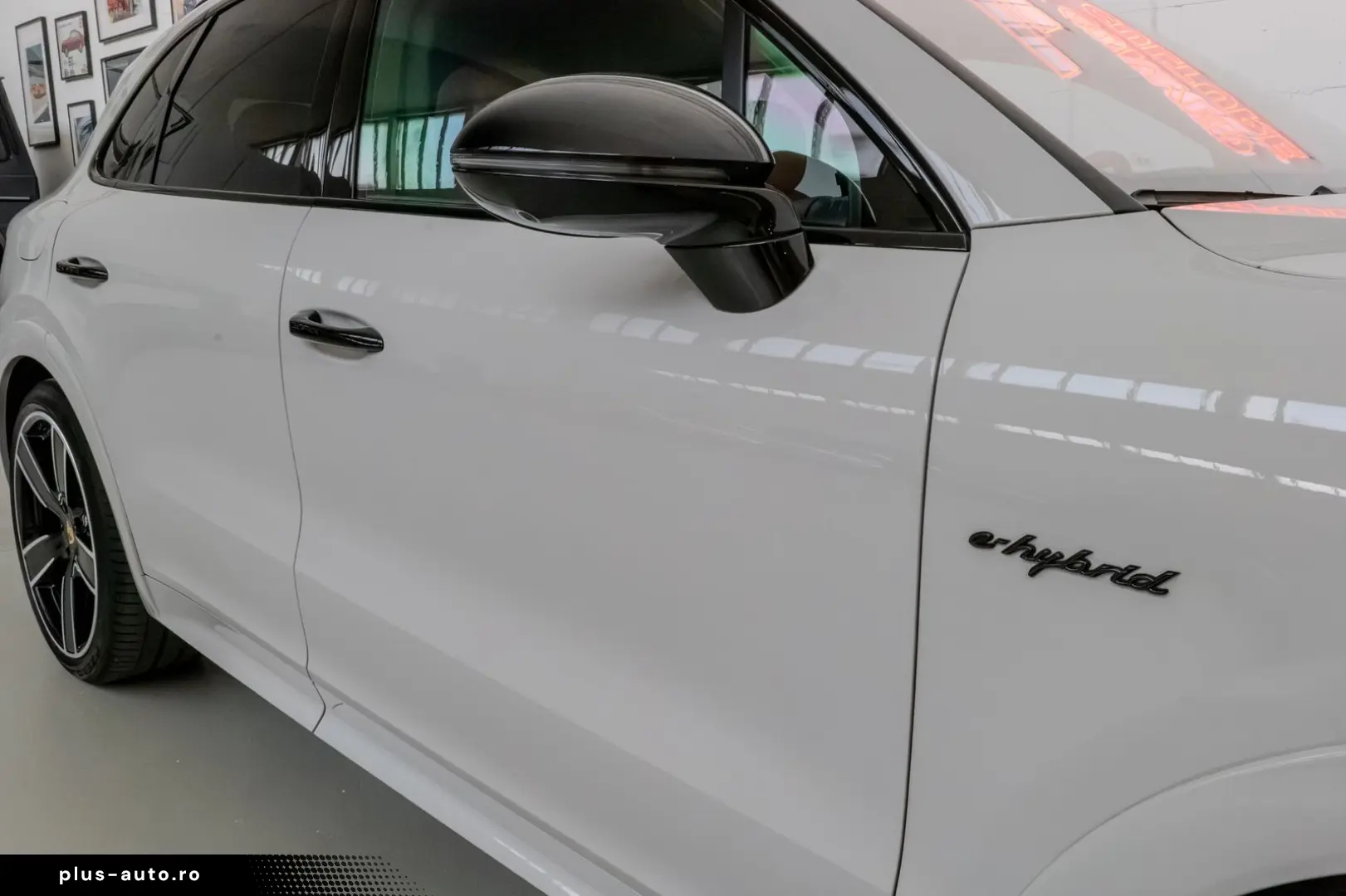 PORSCHE Cayenne Turbo S E-Hybrid I APPROVED I Massage