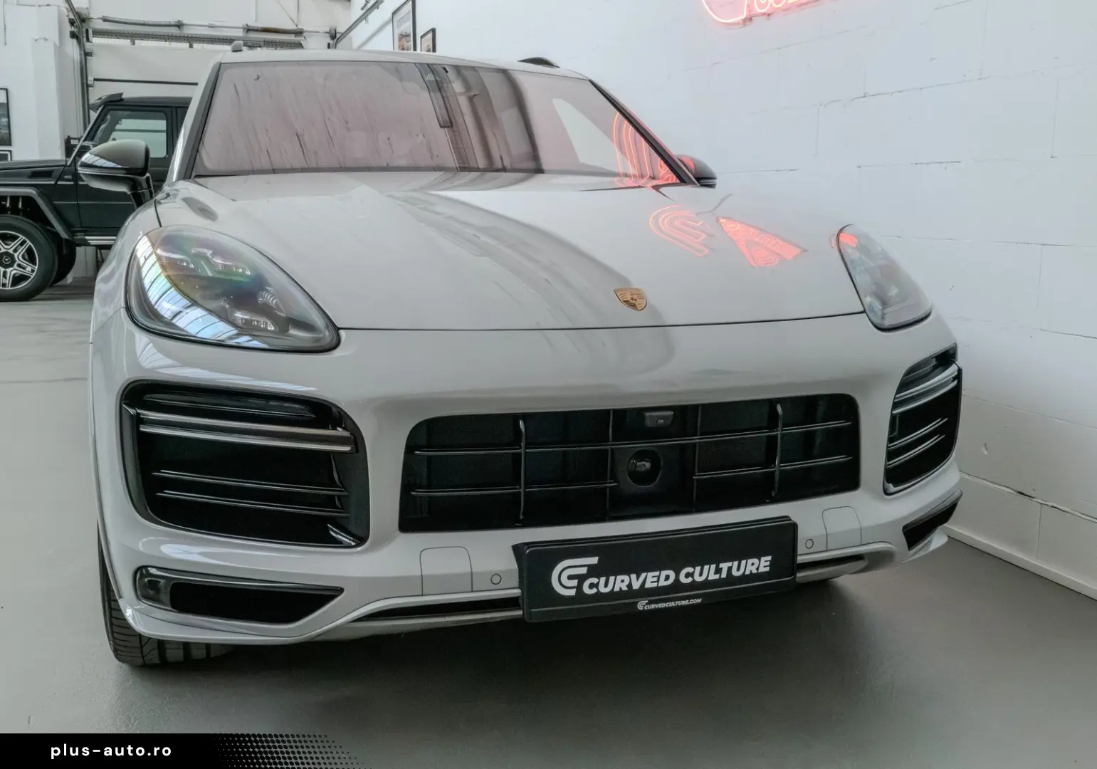 PORSCHE Cayenne Turbo S E-Hybrid I APPROVED I Massage