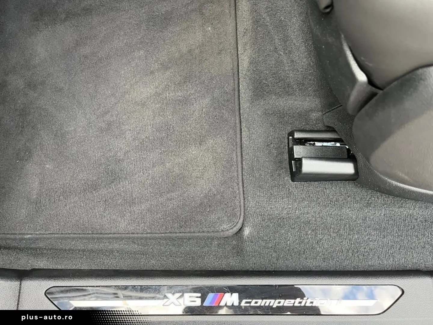 BMW X6 M Competition SkyLounge Voll Individual Farbe