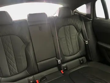 BMW X6 M60i xDrive M Sport Pro AHK Standhzg Pano ACC