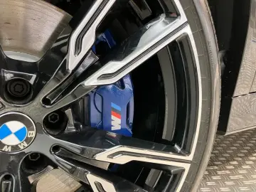 BMW X6 M60i xDrive M Sport Pro AHK Standhzg Pano ACC