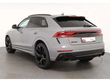 AUDI RSQ8 TFSI quattro