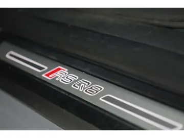 AUDI RSQ8 TFSI quattro