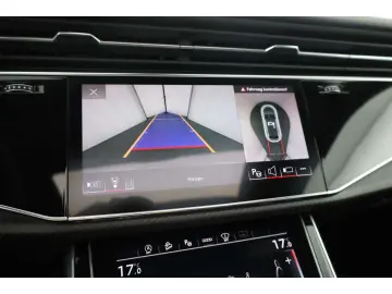 AUDI RSQ8 TFSI quattro
