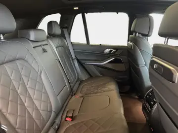 BMW X5 M60i xDrive AHK Pano Innovation Standhzg. ACC