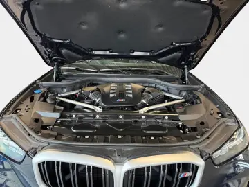 BMW X5 M60i xDrive AHK Pano Innovation Standhzg. ACC