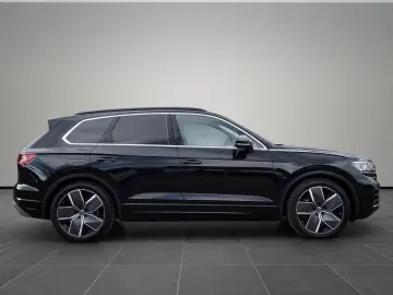VW Touareg 3.0 TSI eHybrid 4M. Elegan. HUD LUFT AHK