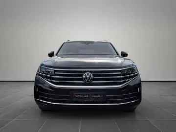 VW Touareg 3.0 TSI eHybrid 4M. Elegan. HUD LUFT AHK