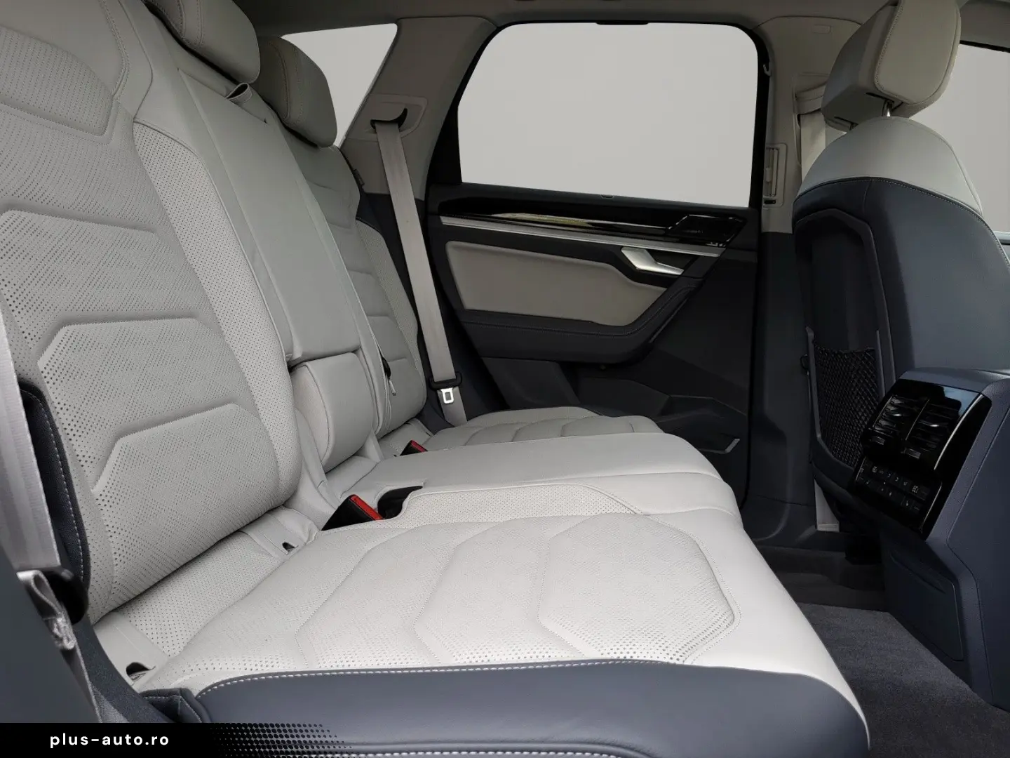 VW Touareg 3.0 TSI eHybrid 4M. Elegan. HUD LUFT AHK