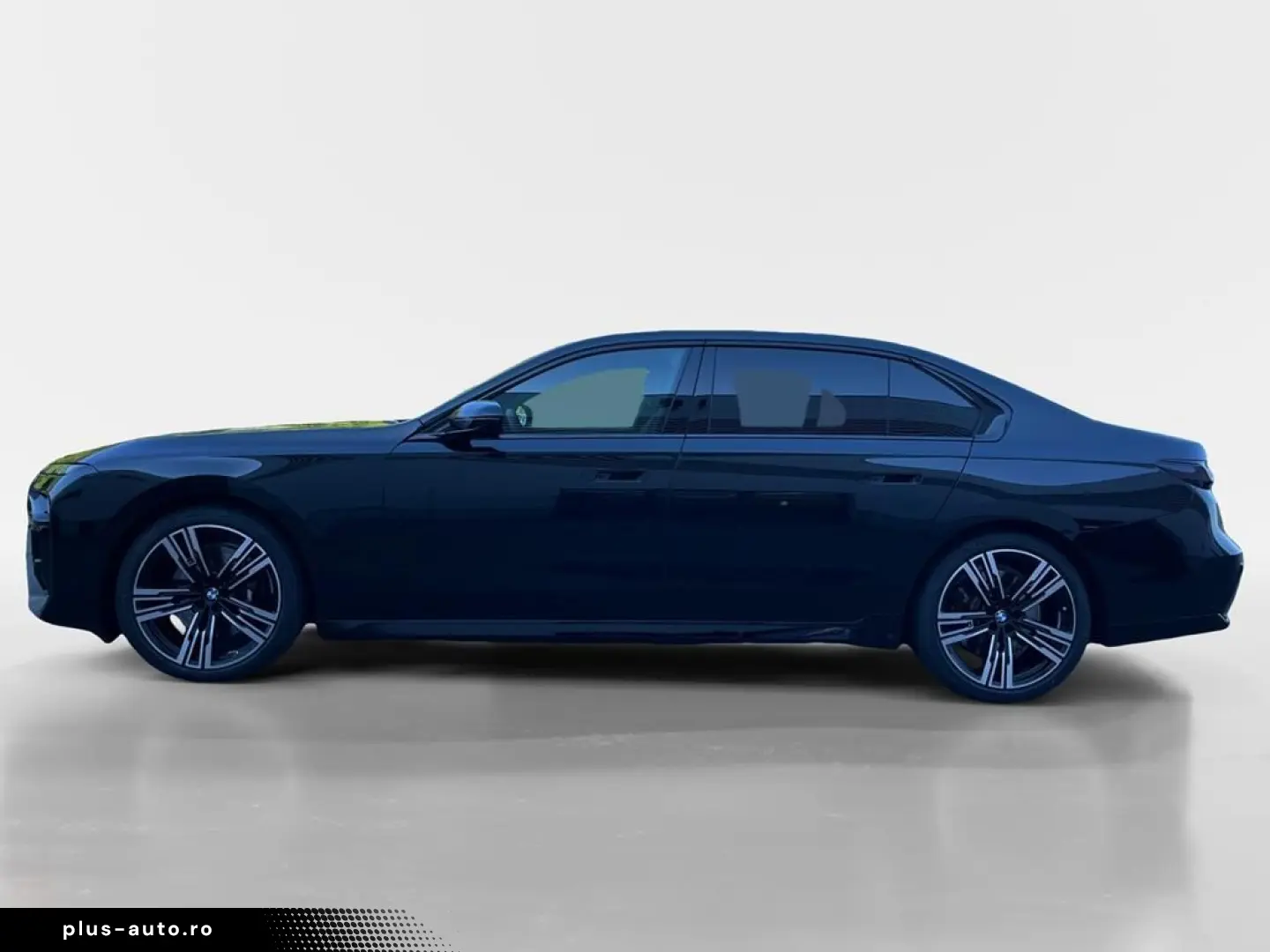 BMW 740d xDr M Sport Pro SkyLounge TheatreScreen AHK