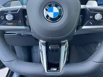 BMW 740d xDr M Sport Pro SkyLounge TheatreScreen AHK