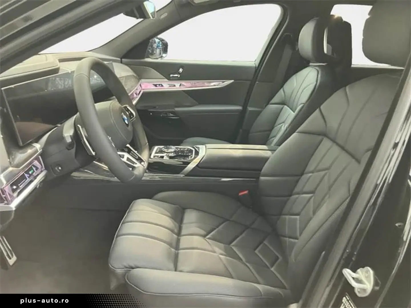 BMW 740d xDr M Sport Pro SkyLounge TheatreScreen AHK