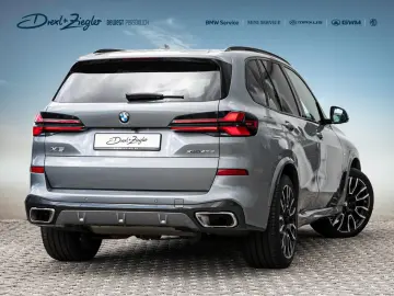 BMW X5 xDrive40d M-Sport ACC 2-A-Luft StdHz ACC PANO