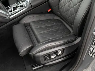 BMW X5 xDrive40d M-Sport ACC 2-A-Luft StdHz ACC PANO