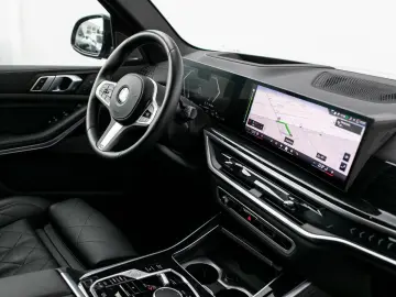 BMW X5 xDrive40d M-Sport ACC 2-A-Luft StdHz ACC PANO